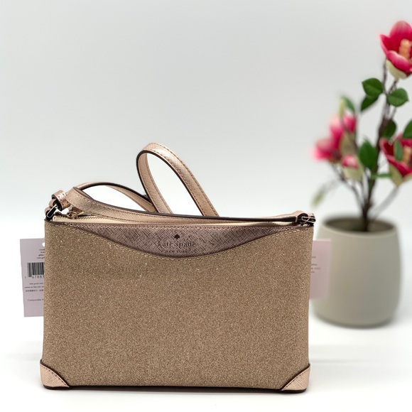 kate spade Handbags - Kate Spade Shimmy Crossbody